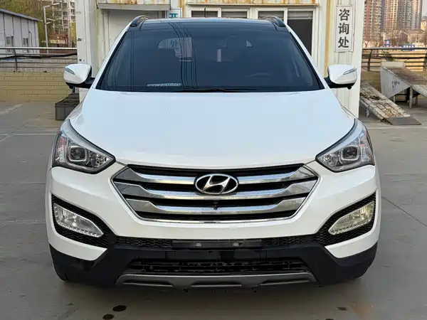 Hyundai Santa Fe 2013