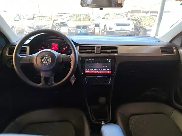 Volkswagen Santana 2015