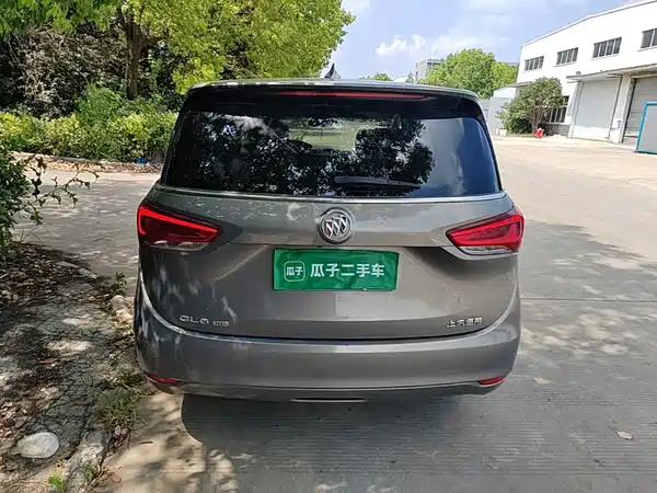 Buick GL6 2017