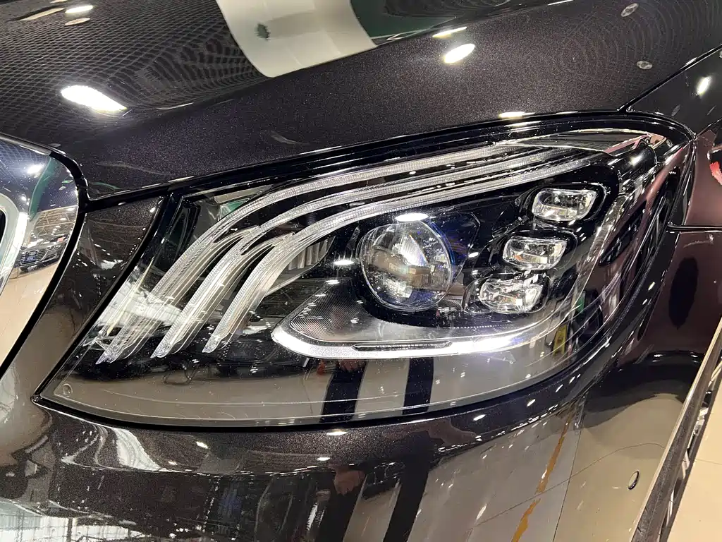 Mercedes-Benz S-Class 2020