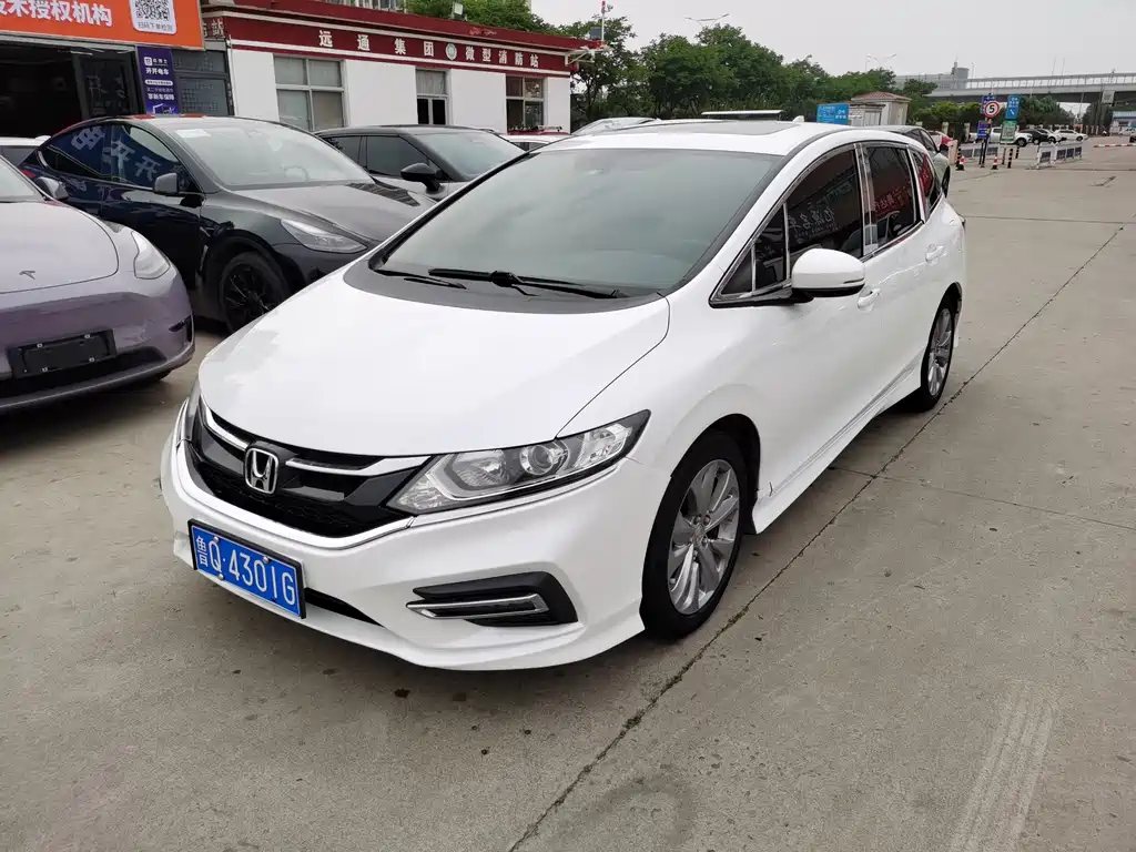 Honda Jade 2017 — фото 2
