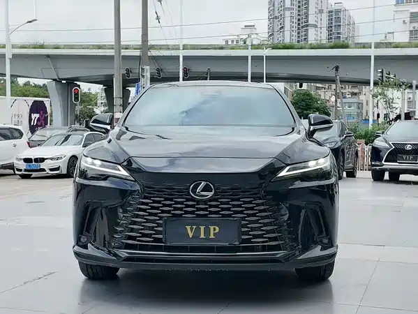 Lexus RX 2023