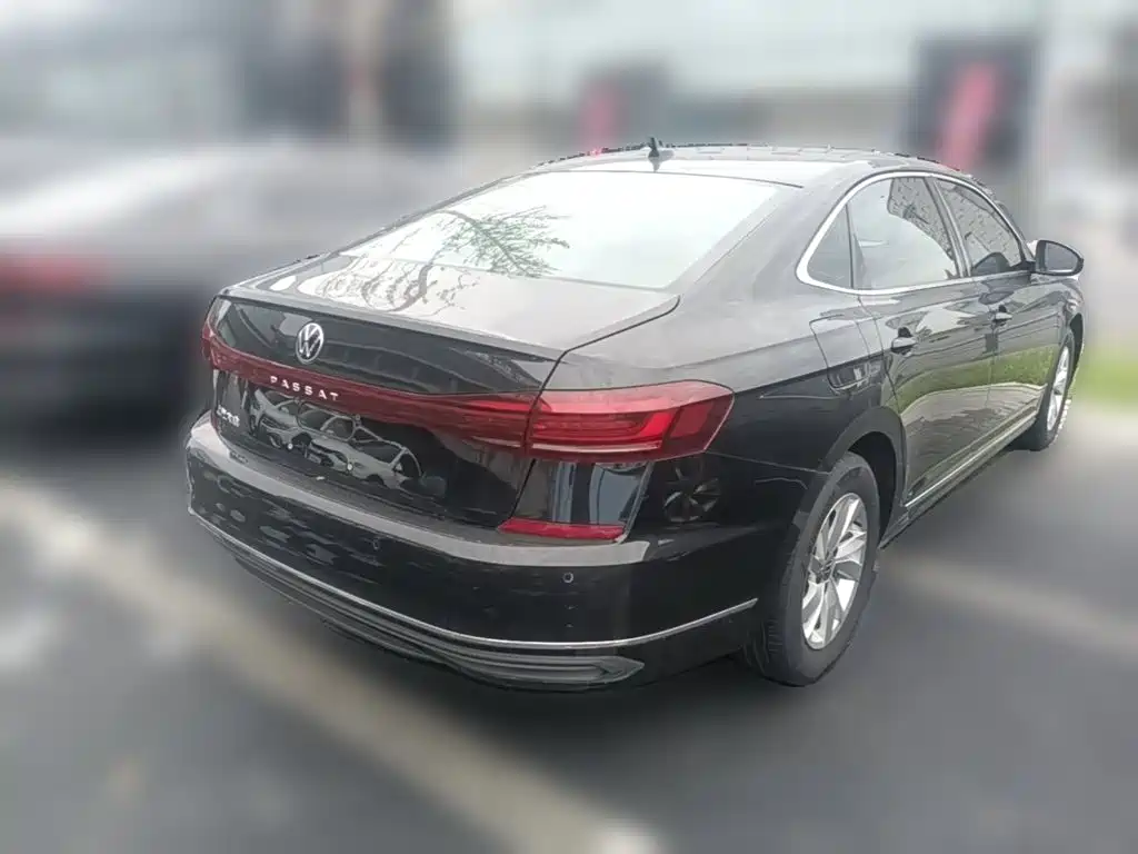 Volkswagen Passat 2025 — фото 12