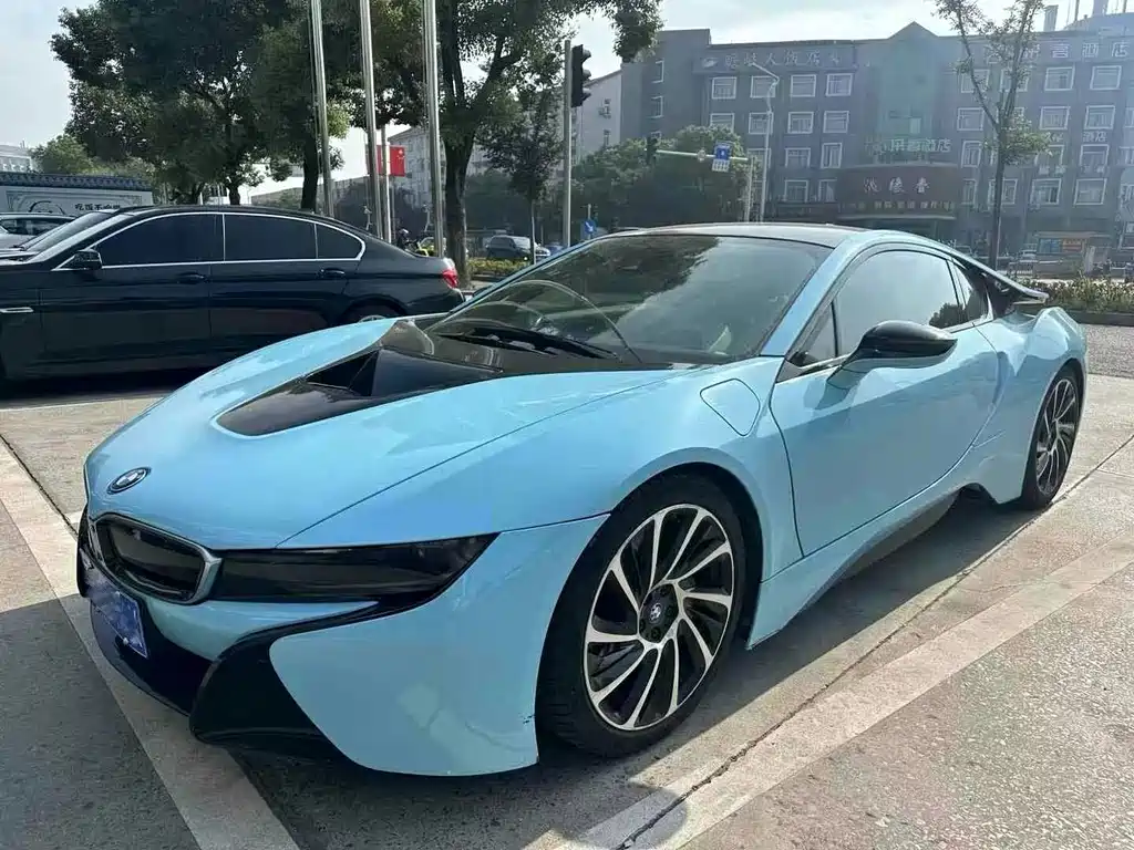 BMW i8 2017