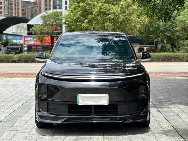 Li Auto L6 2024