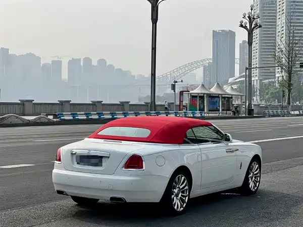 Rolls-Royce Yao Ying 2018
