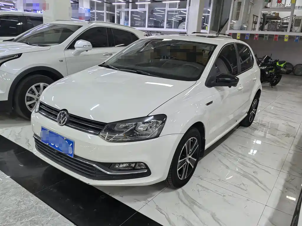Volkswagen Polo 2015