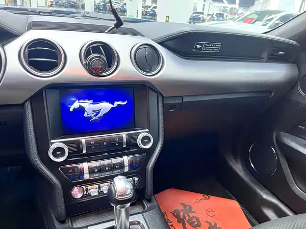 Ford Mustang 2019