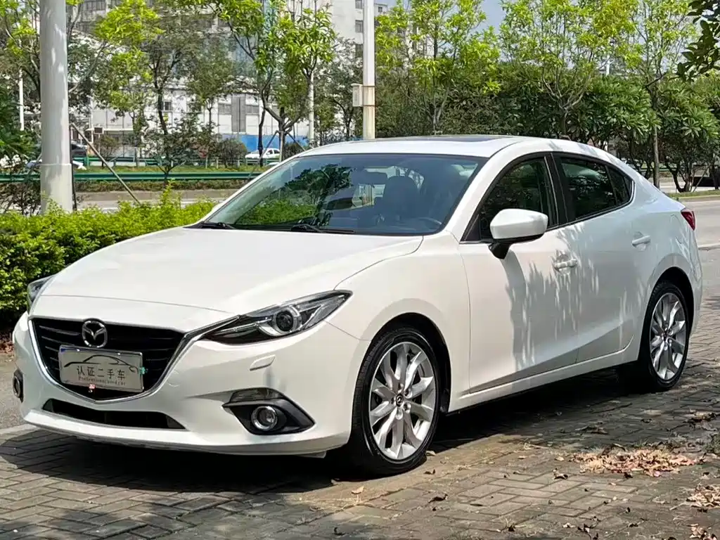 Mazda 3 Axela 2014