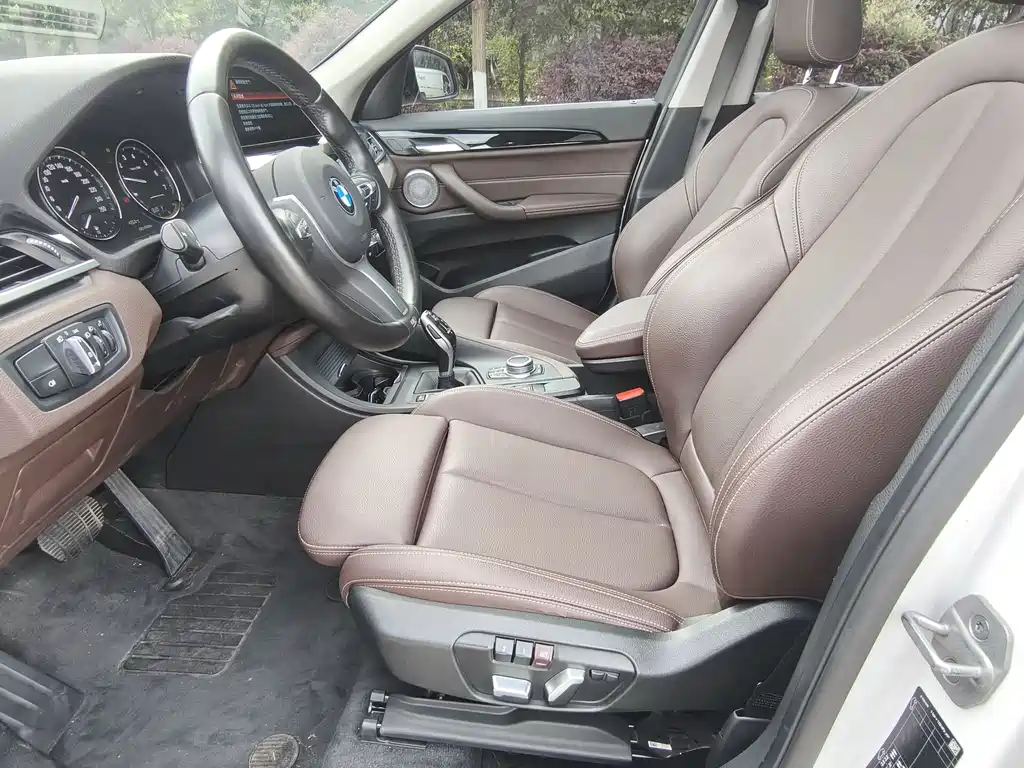 BMW X1 2021