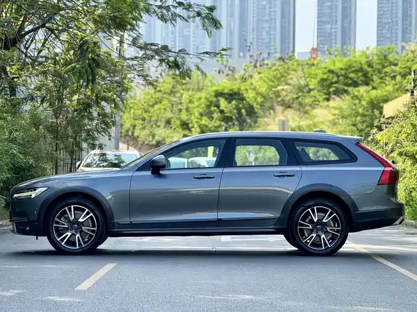 Volvo V90 2019