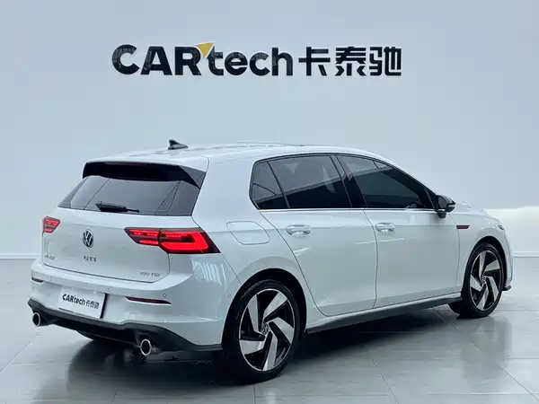 Volkswagen Golf GTI 2026