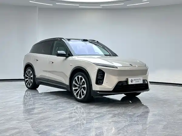 NIO ES6 2025