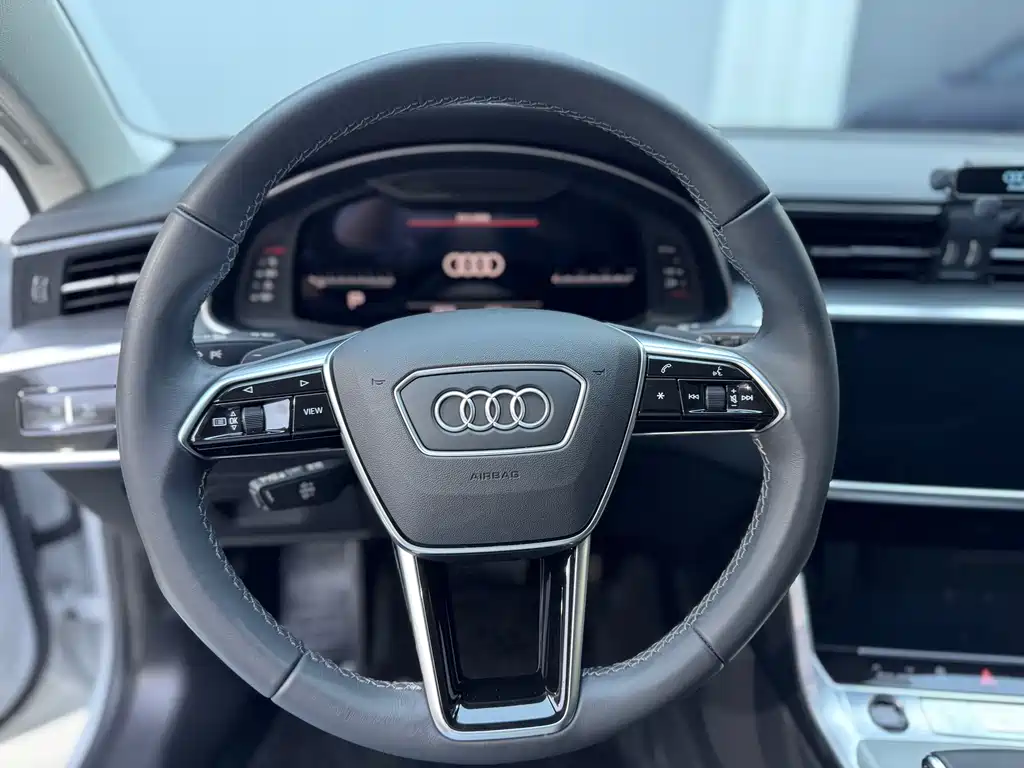 Audi A7 2024 — фото 11