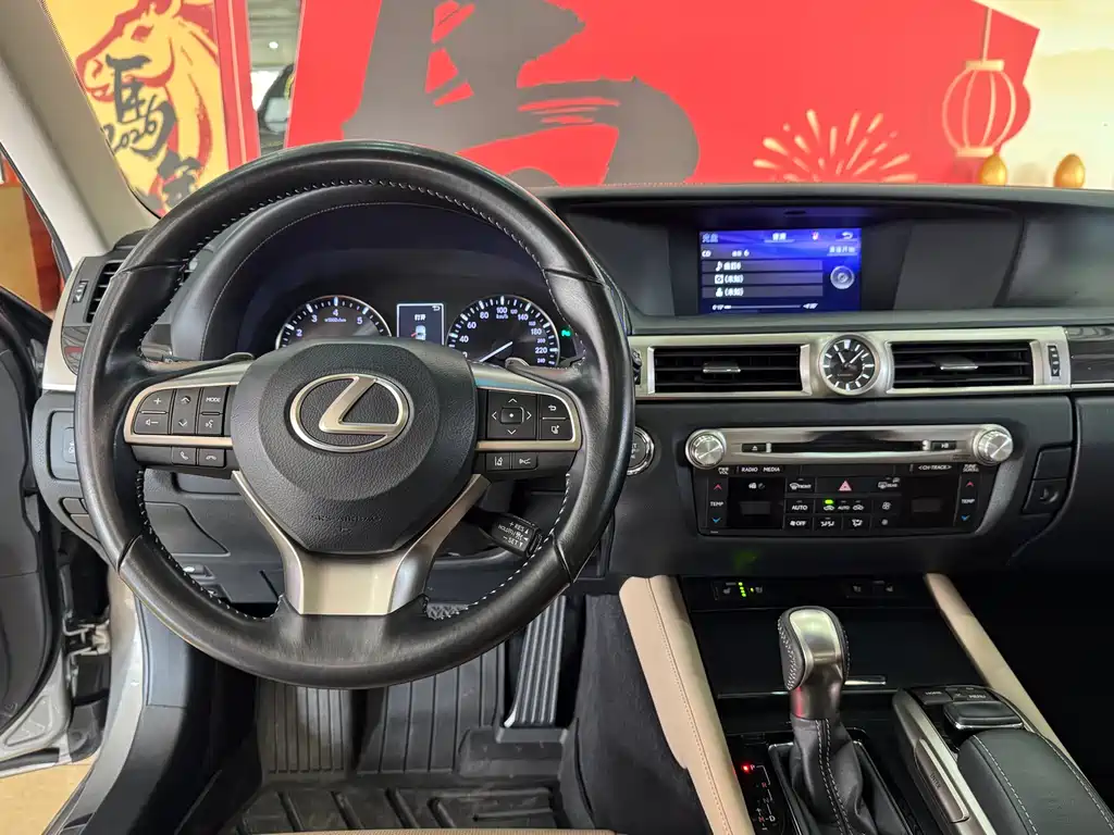 Lexus GS 2017 — фото 15