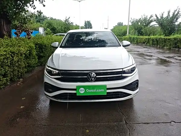Volkswagen Bora 2023