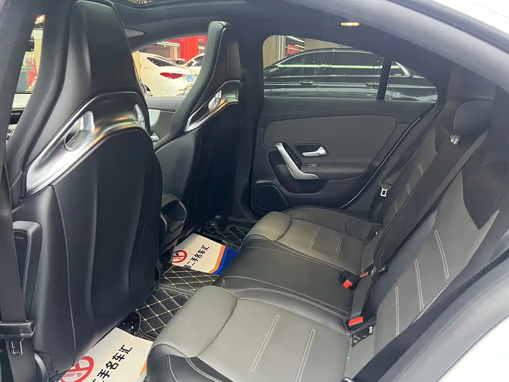 Mercedes-Benz Mercedes CLA AMG 2023 — фото 10
