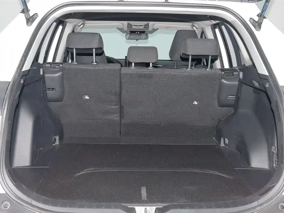 Toyota RAV4 2022 — фото 13