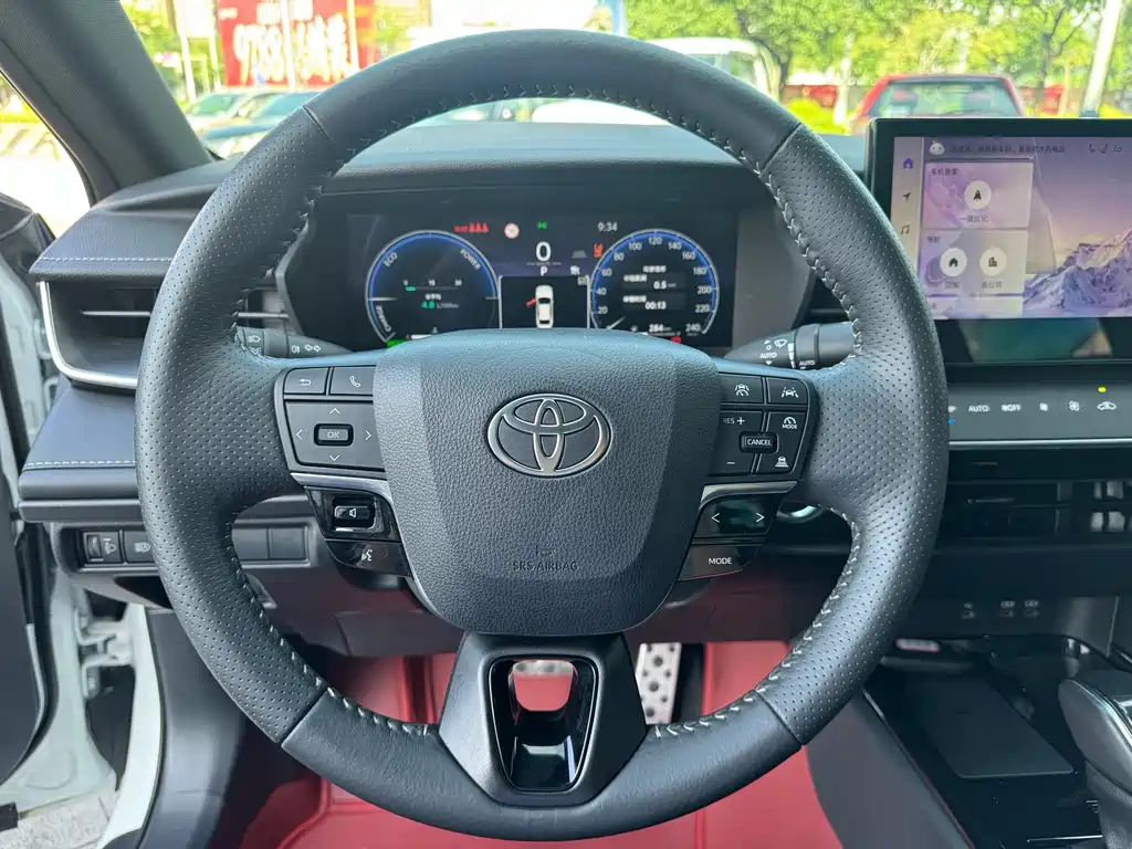 Toyota Camry 2024 — фото 21