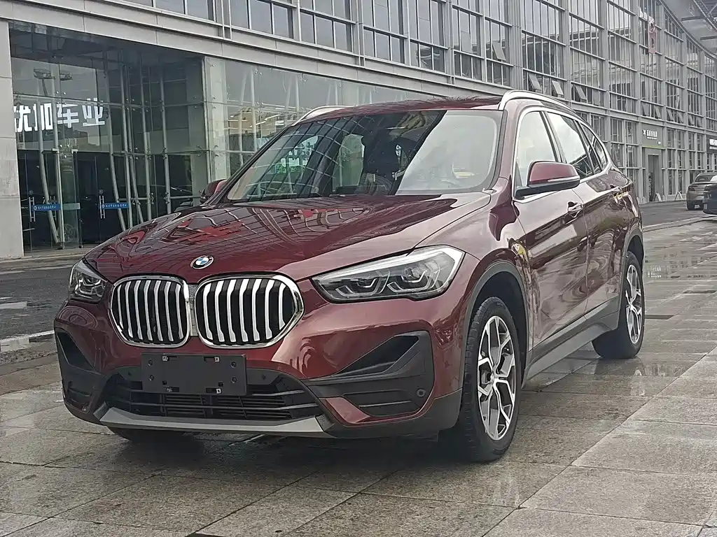 BMW X1 2023 — фото 1