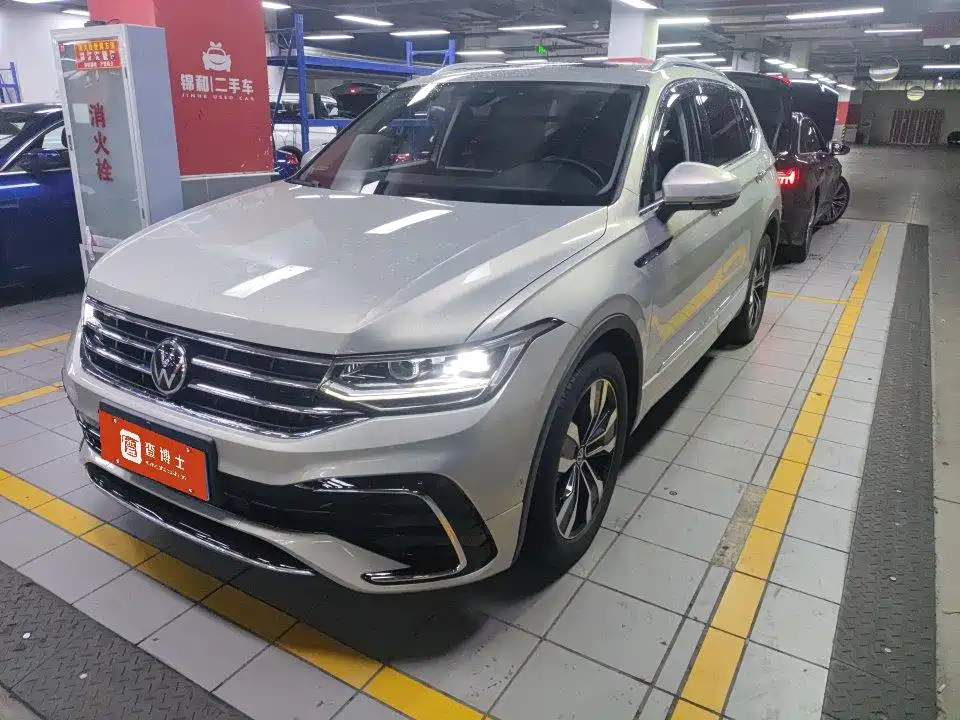 Volkswagen Tiguan L 2023
