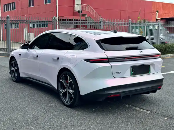 NIO ET5T 2023