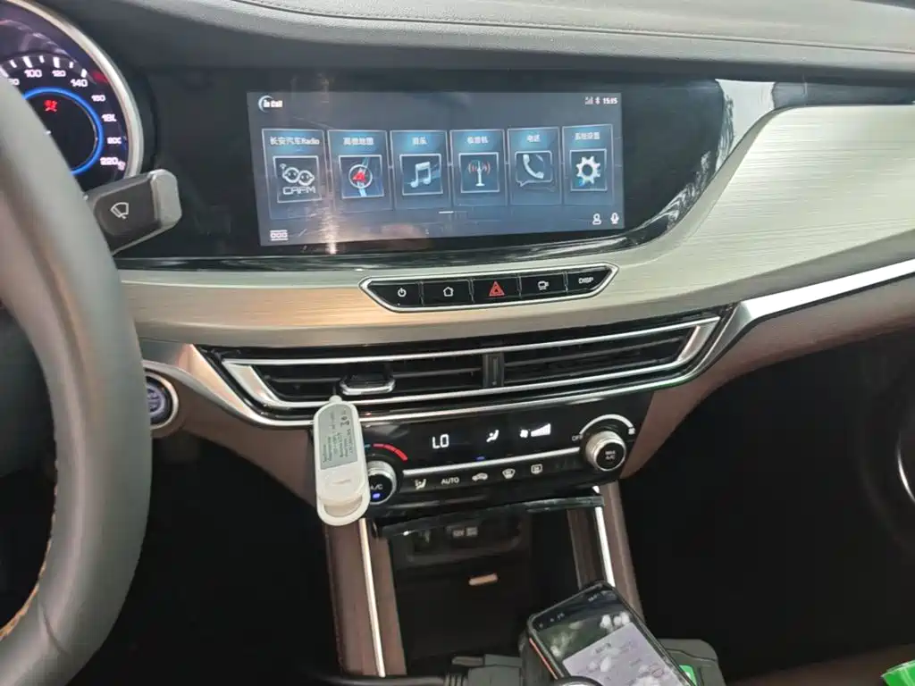 Changan Eado 2018 — фото 13