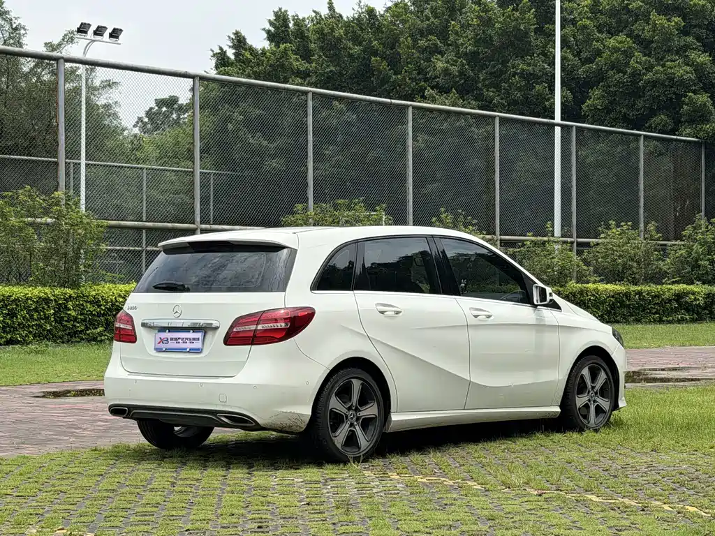 Mercedes-Benz B-Class 2019