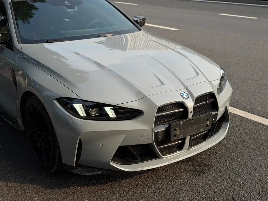 BMW M4 2025