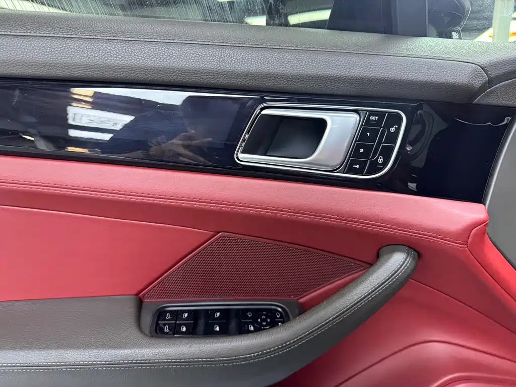 Porsche Panamera 2018