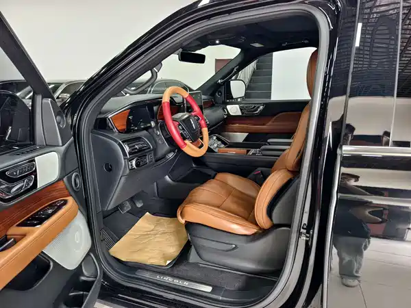Lincoln Navigator 2019