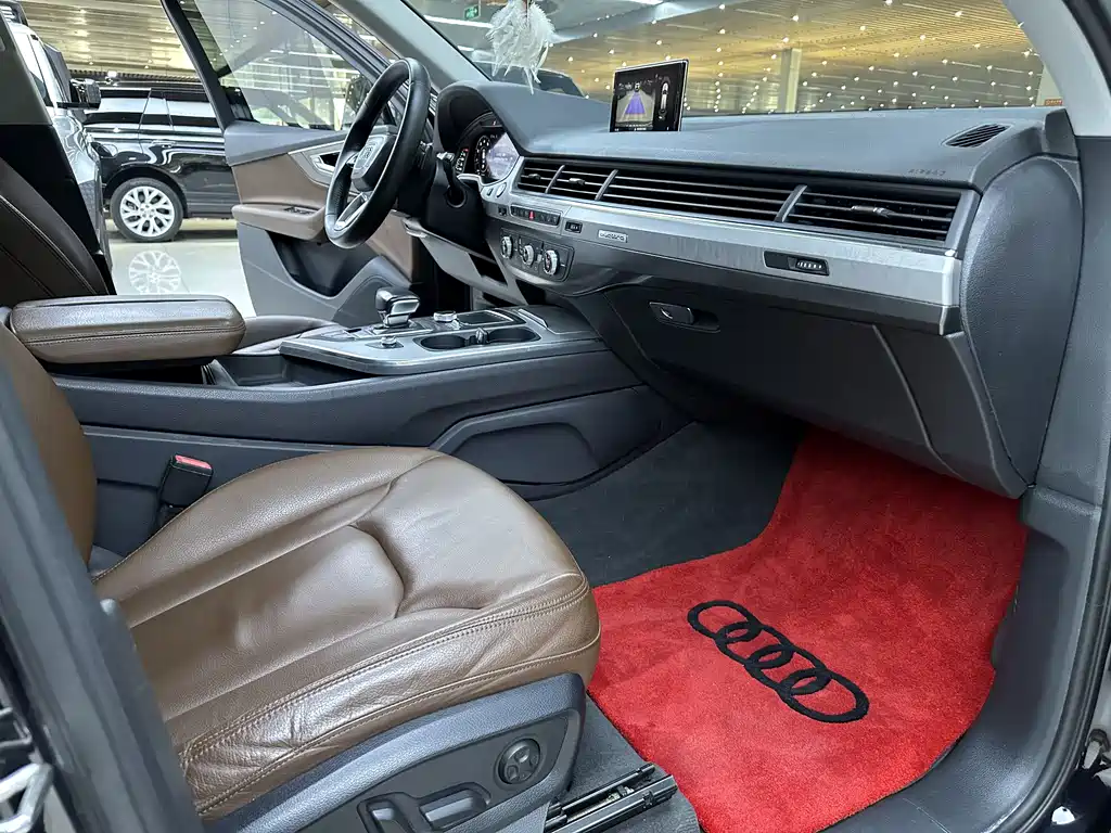 Audi Q7 2016 — фото 9