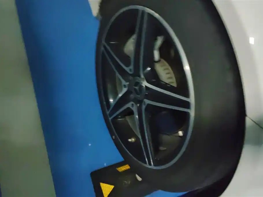 Mercedes-Benz C-Class 2020
