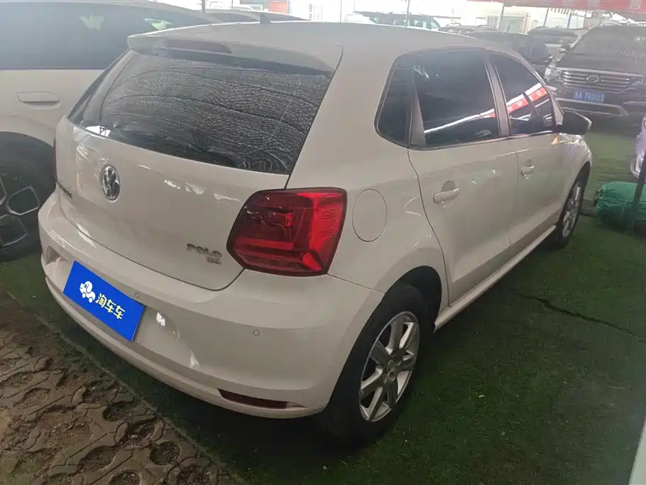 Volkswagen Polo 2016
