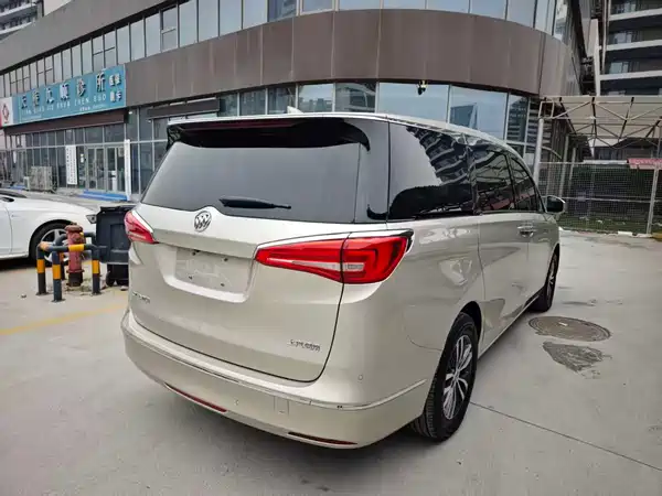 Buick GL8 2018