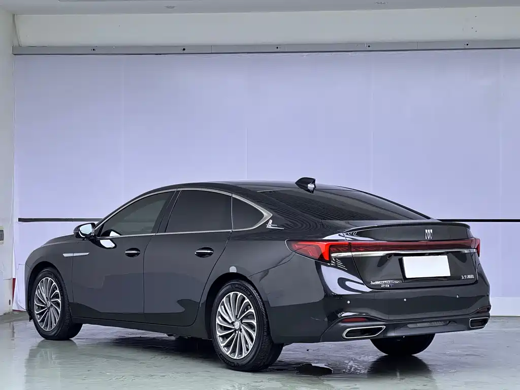 Buick LaCrosse 2023 — фото 4