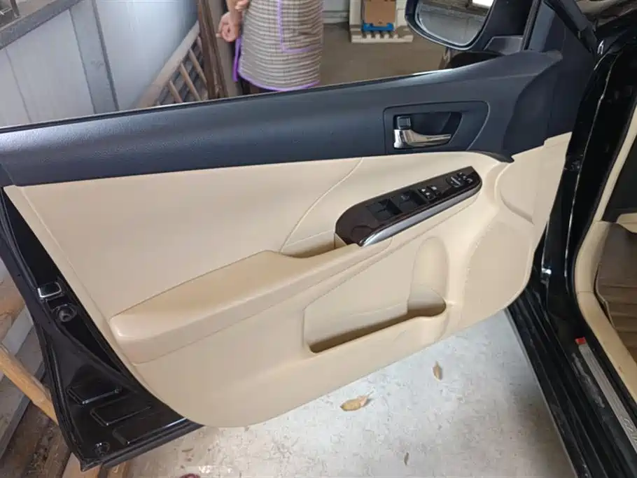 Toyota Camry 2015
