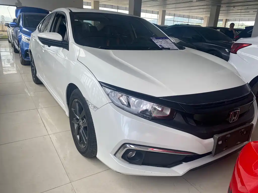 Honda Civic 2021 — фото 2
