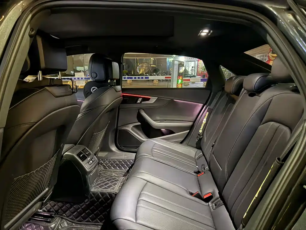 Audi A4L 2024