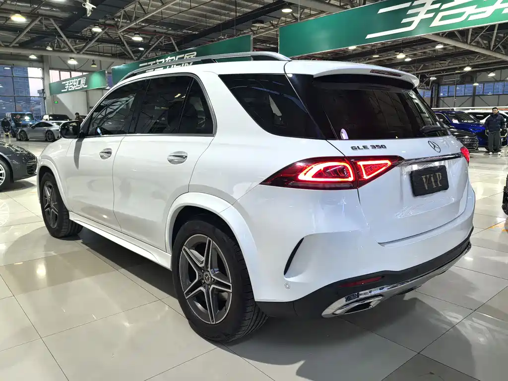 Mercedes-Benz GLE 2020 — фото 17