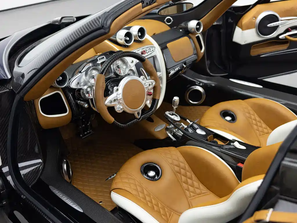 Pagani Huayra 2025 — фото 22