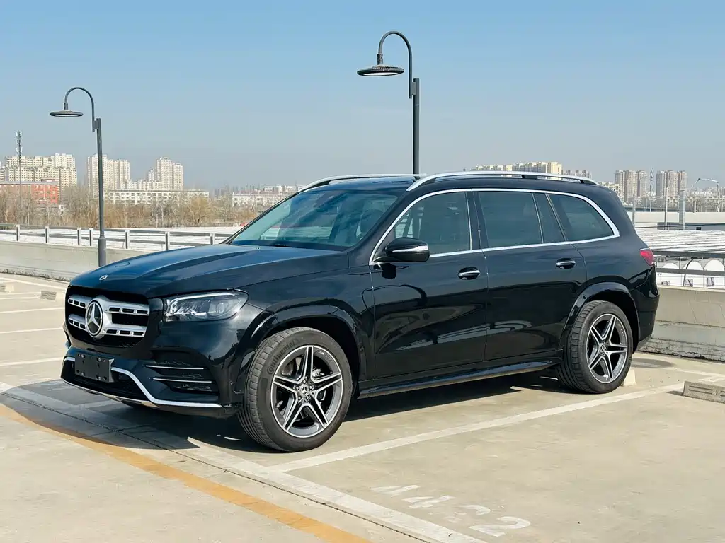 Mercedes-Benz GLS 2023 — фото 1
