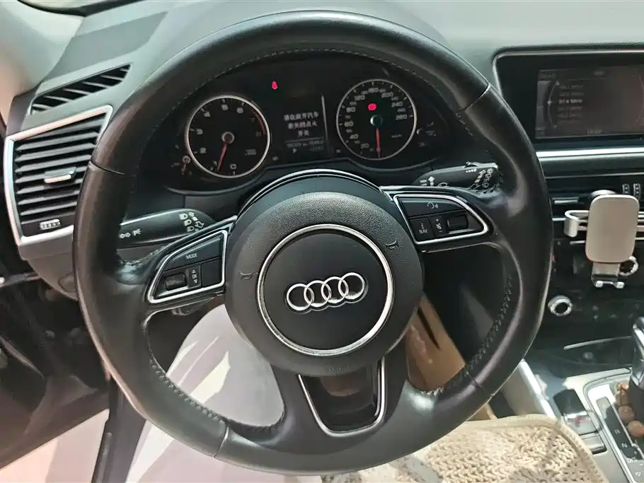 Audi Q5 2014 — фото 15