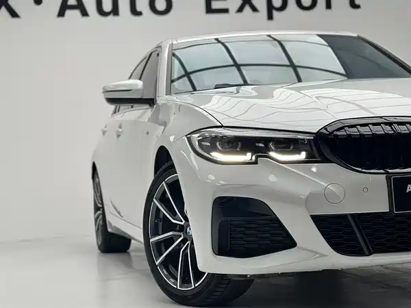 BMW 3 Series 2022