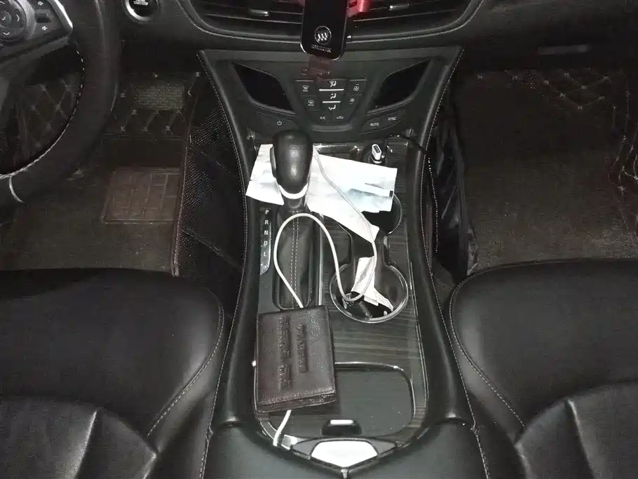 Buick Envision Plus 2018 — фото 16