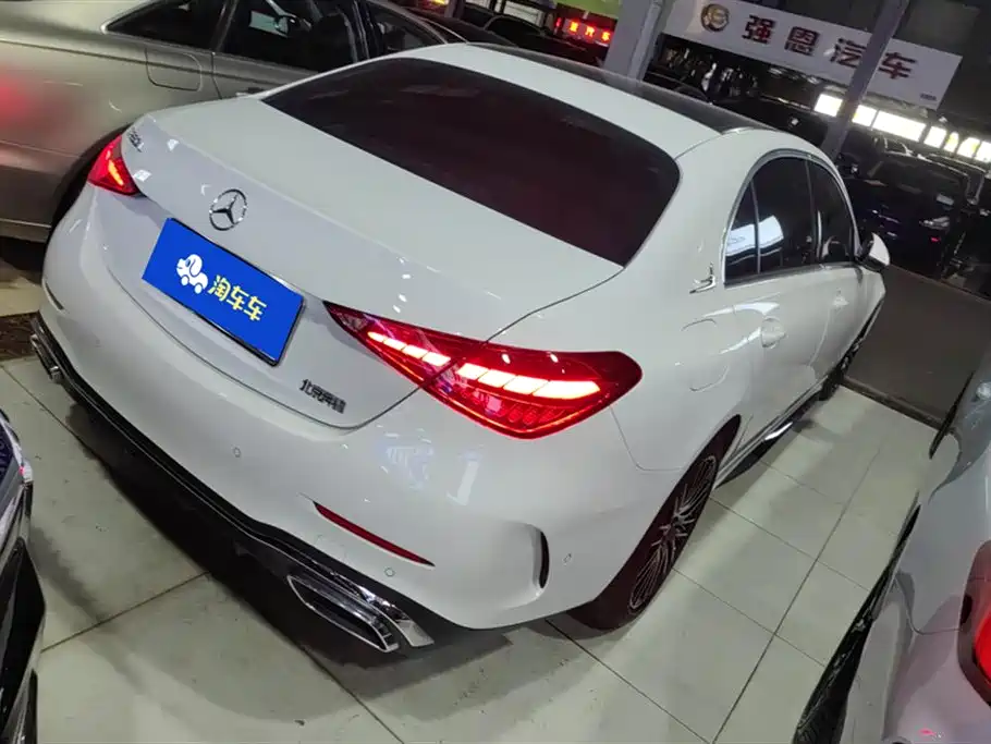 Mercedes-Benz C-Class 2023