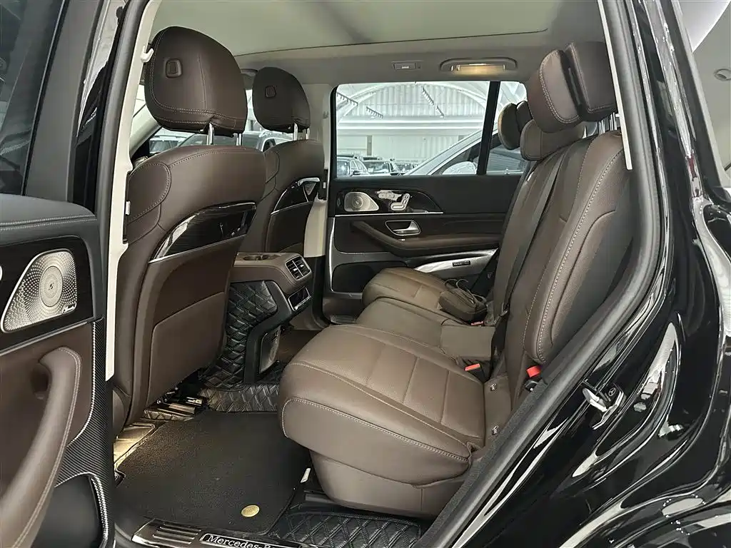 Mercedes-Benz GLS 2023 — фото 19