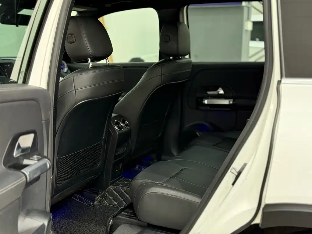 Mercedes-Benz GLB 2021