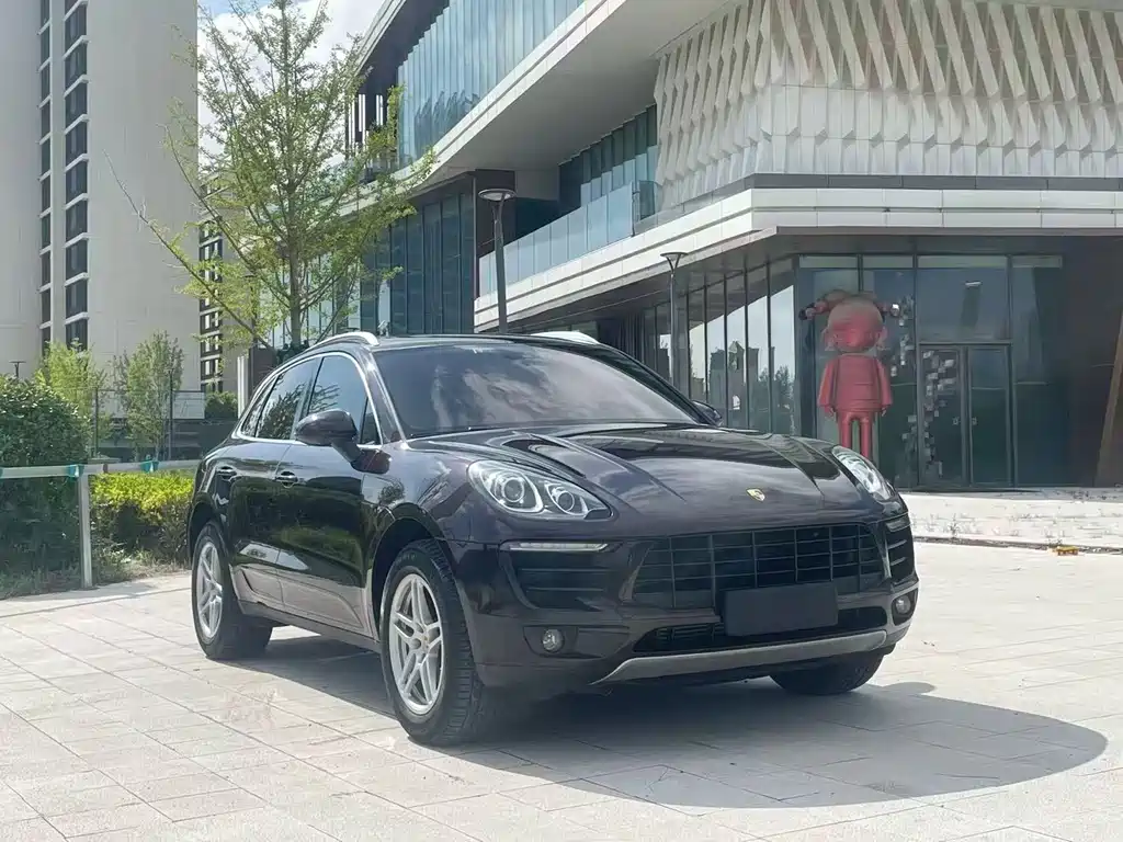 Porsche Macan 2018 — фото 3