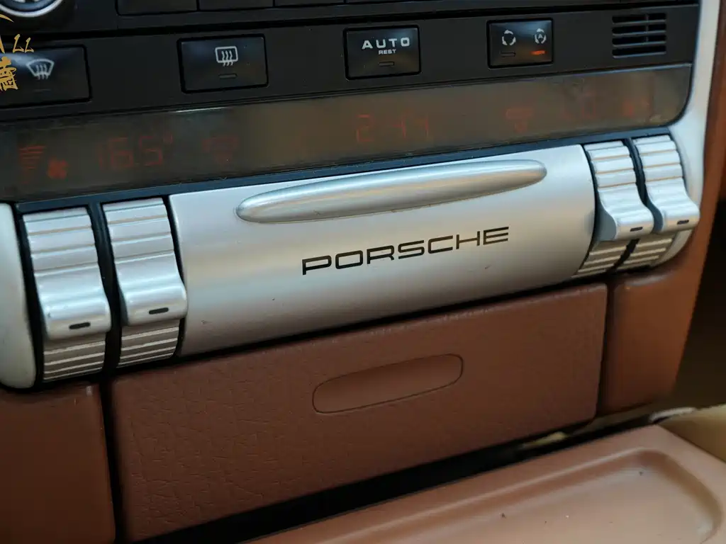 Porsche Cayenne 2007 — фото 17